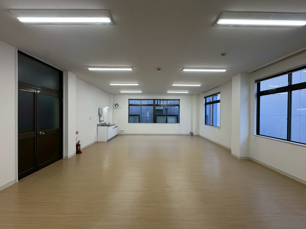 白を基調とした内装にリフォーム済み