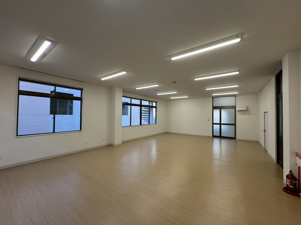 白を基調とした内装にリフォーム済み