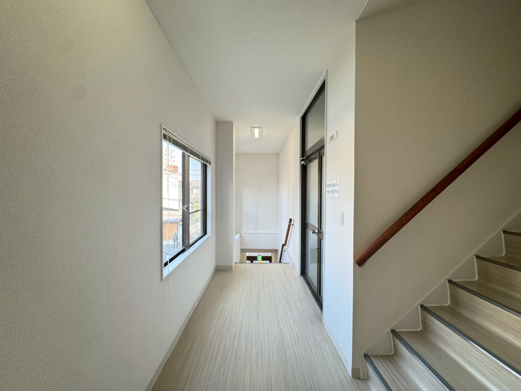 共用部分も内装リフォーム済