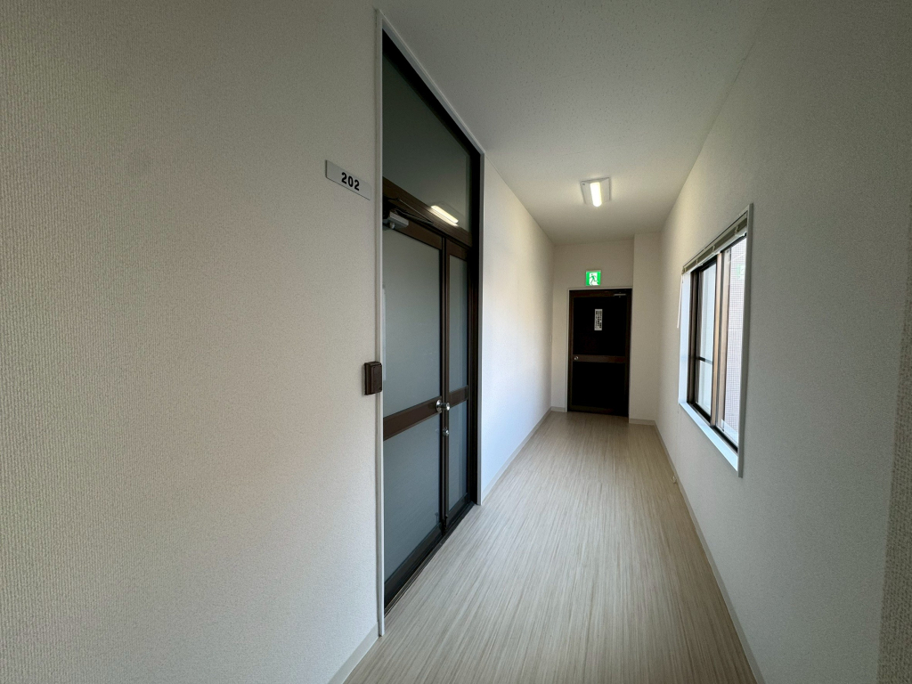 共用部分も内装リフォーム済