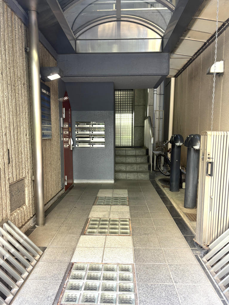 第２小川ビル　エントランス