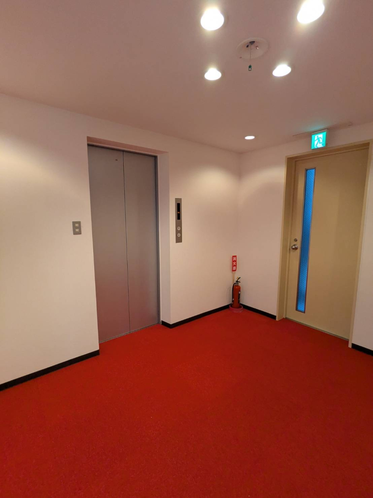 エレベーターホール