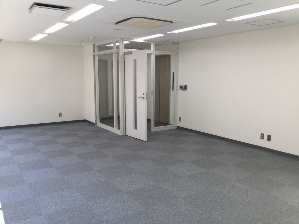汐留AZビル　事務所内③