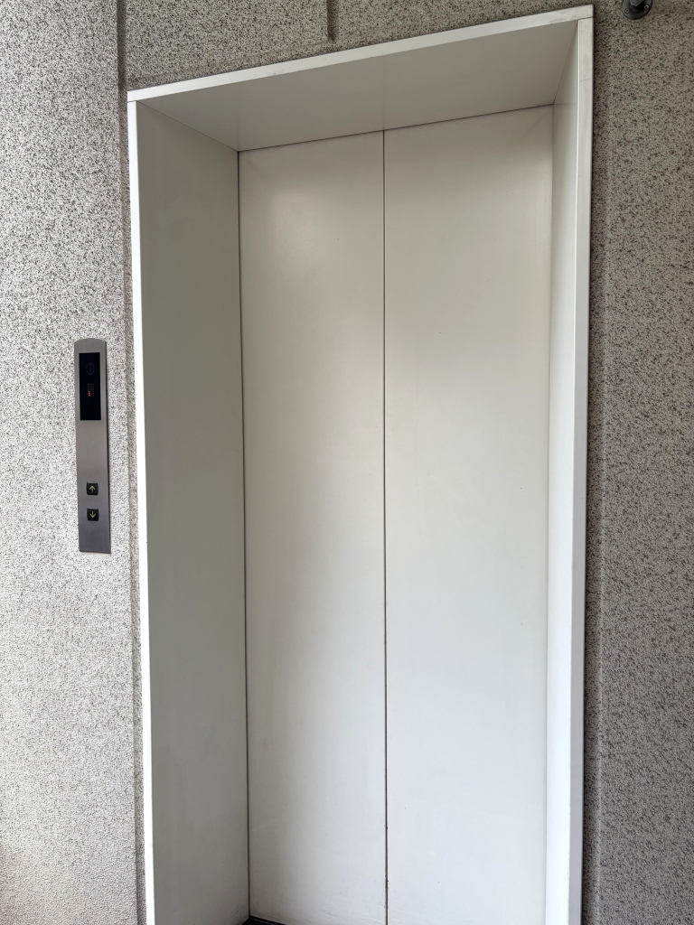 エレベーター
