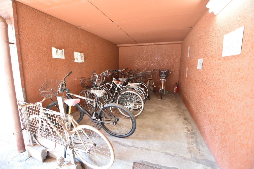 駐輪場