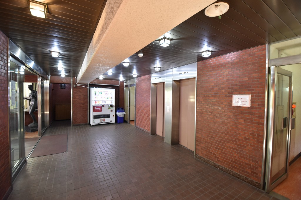 エレベーターホール