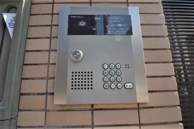 オートロック完備でセキュリティも安全♪