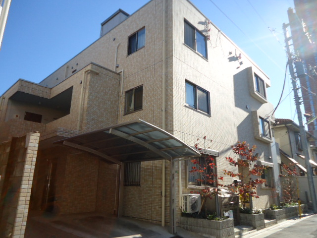 アーバンコート三軒茶屋 106号室
