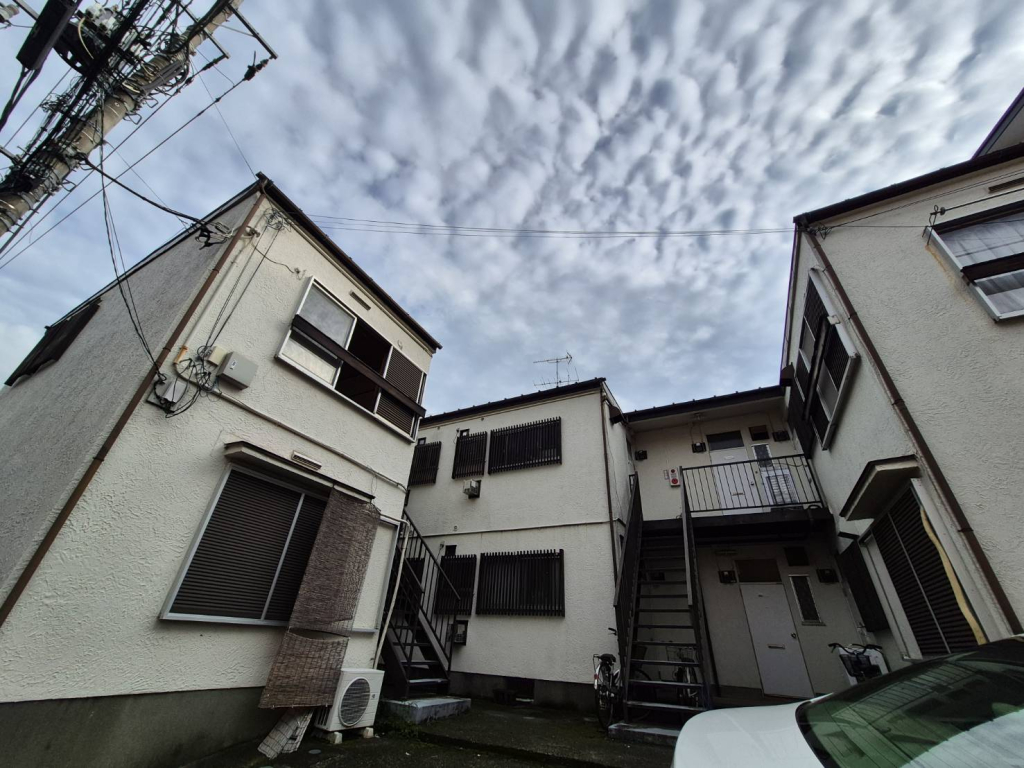 フラット弦巻 201号室