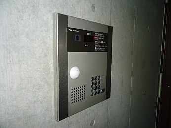 オートロック完備でセキュリティーも安心♪