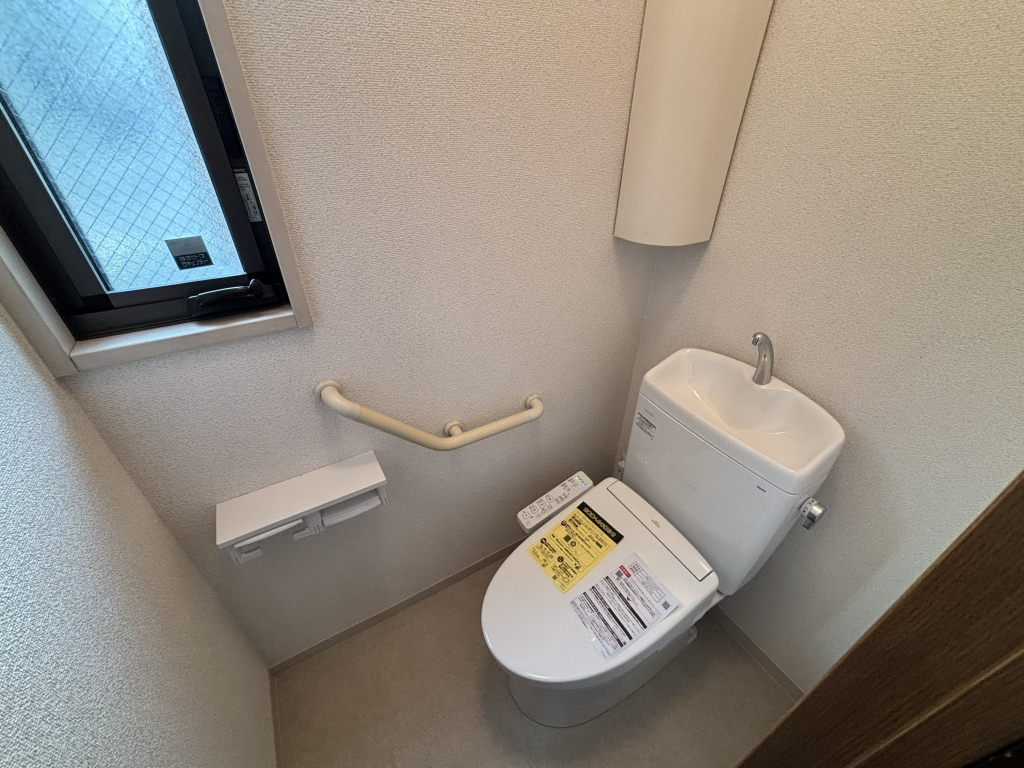 １～３階それぞれにトイレ有り