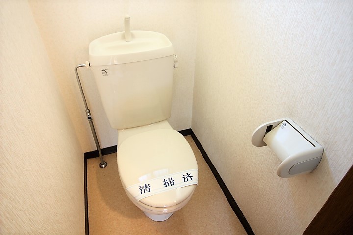 トイレ　バストイレ別