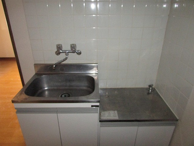 キッチン　2口ガスコンロ設置可