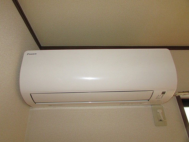 設備　エアコン