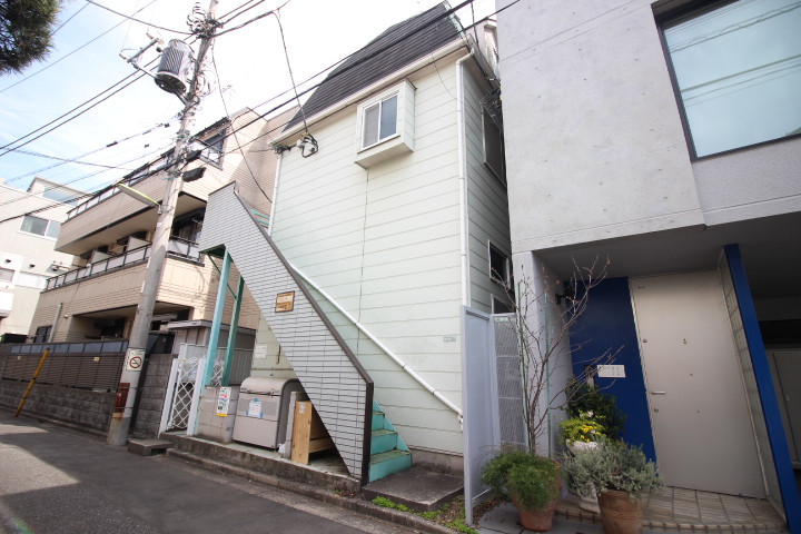 マスターズ三軒茶屋 １０５号室