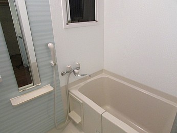 バス　バストイレ別　浴室乾燥付