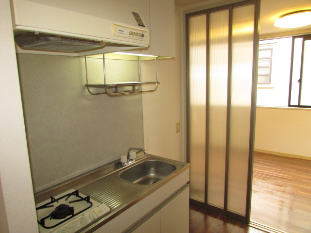 キッチン　1口システムガスキッチン　収納もたっぷり