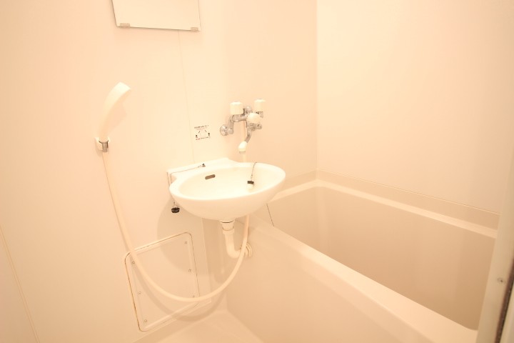 バス　バストイレ別