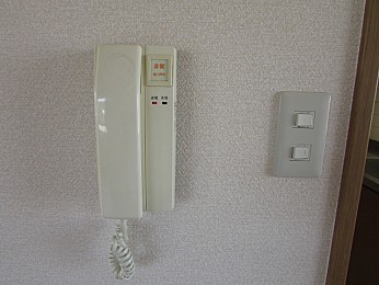 インターフォン完備で安心♪