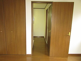部屋からキッチン方向♪