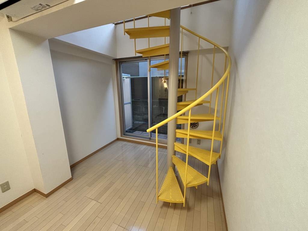 螺旋階段のあるＤＫ