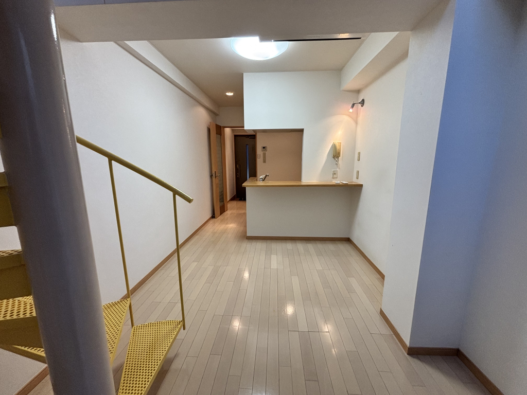 イエローを基調とした明るい空間♪