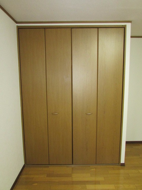 収納（閉）