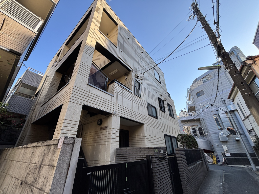 ベイシェス三軒茶屋 301号室