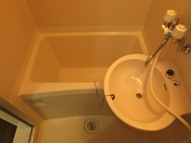 バス　バストイレ別