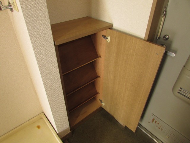 シューズボックス付の玄関スペース♪