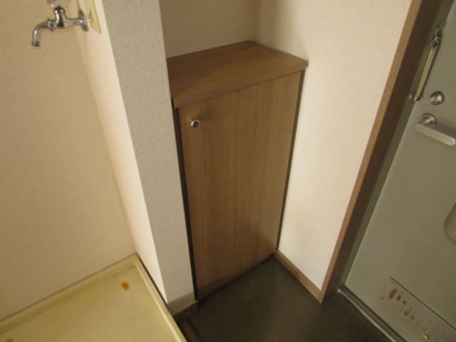 玄関　シューズボックス