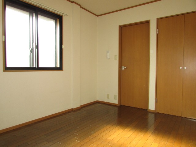 角部屋の為、日当たり良好です♪