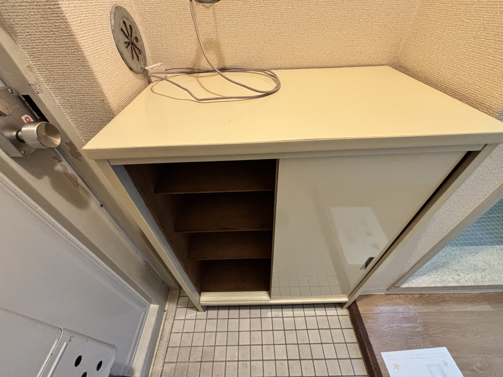 シューズボックス