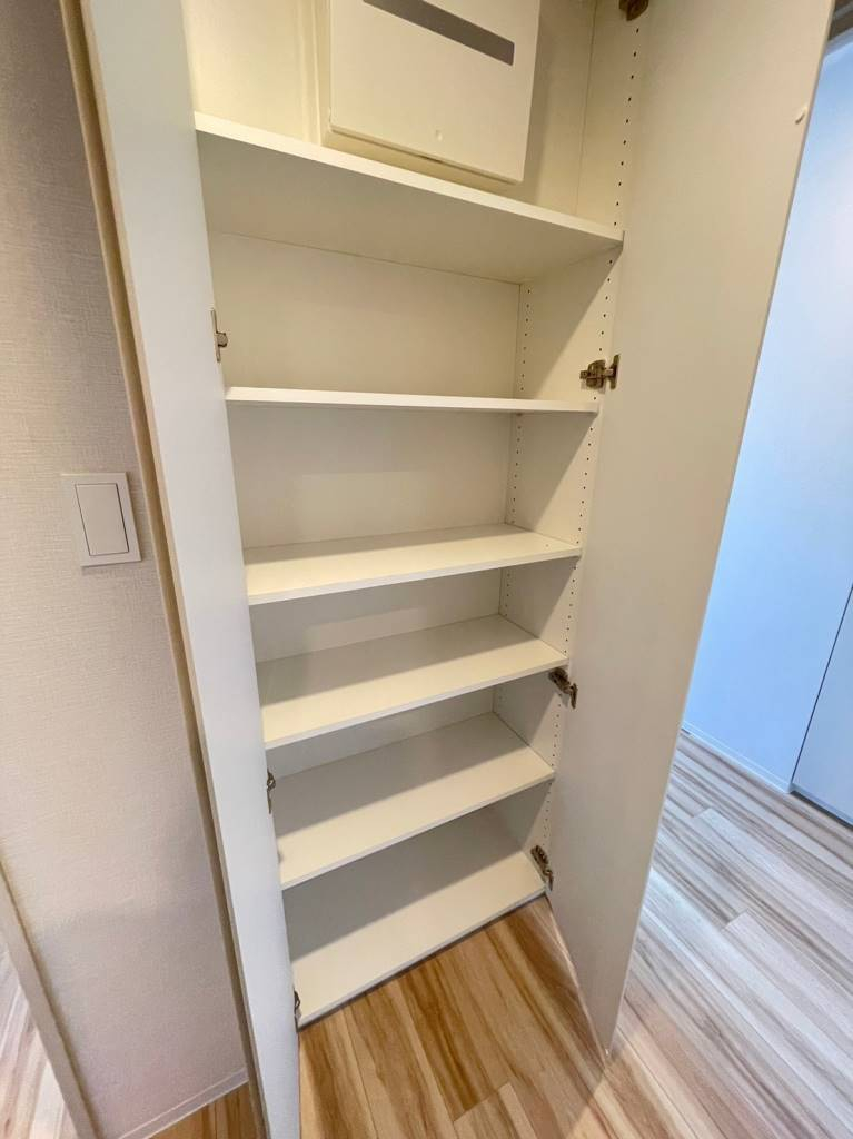廊下収納