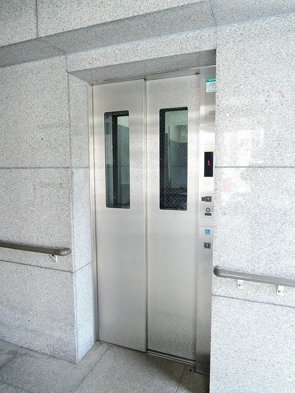 エレベーター