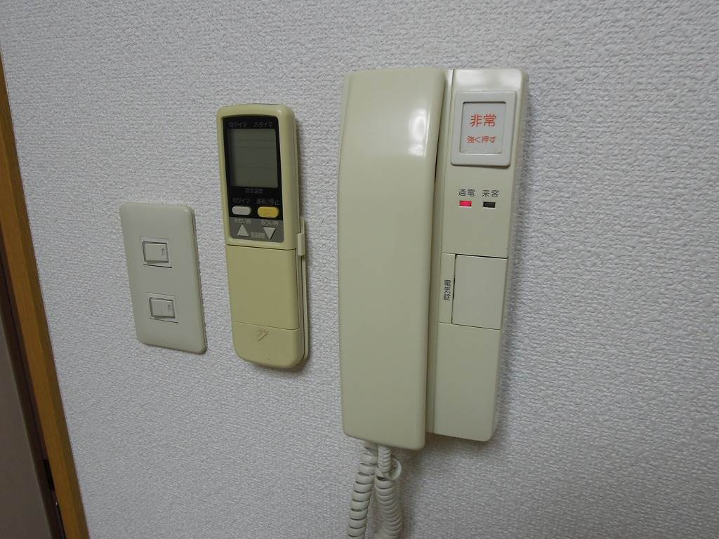 インターホン