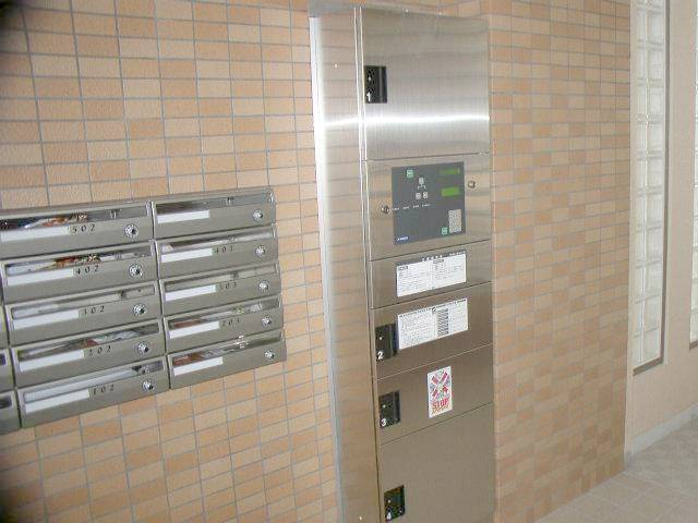 宅配ボックス