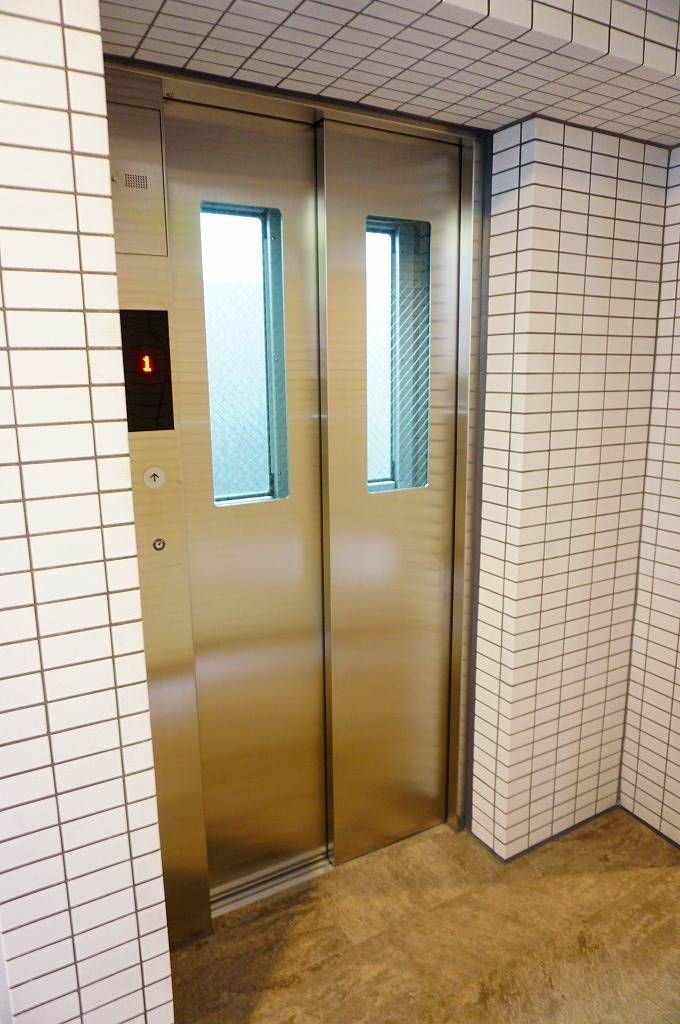 エレベーター