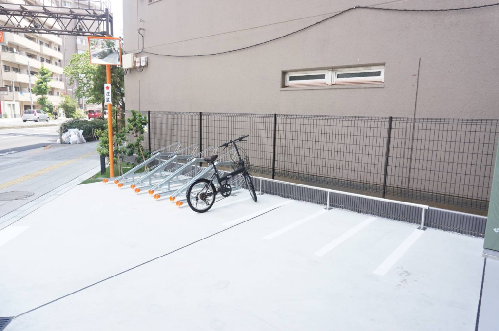 バイク置き場