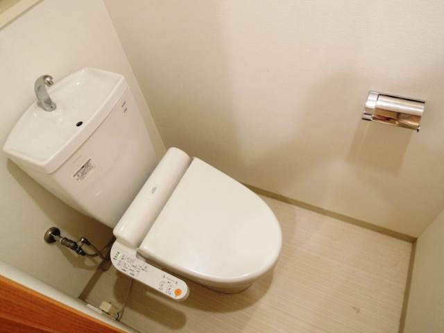 ウォシュレット完備