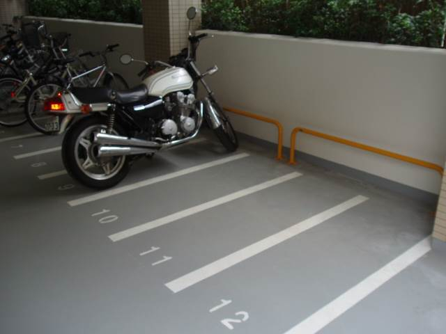 バイク置き場
