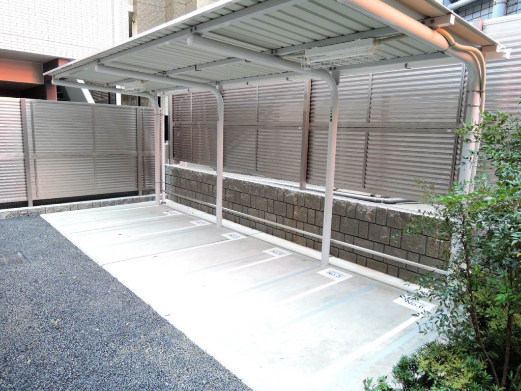 "バイク置き場"