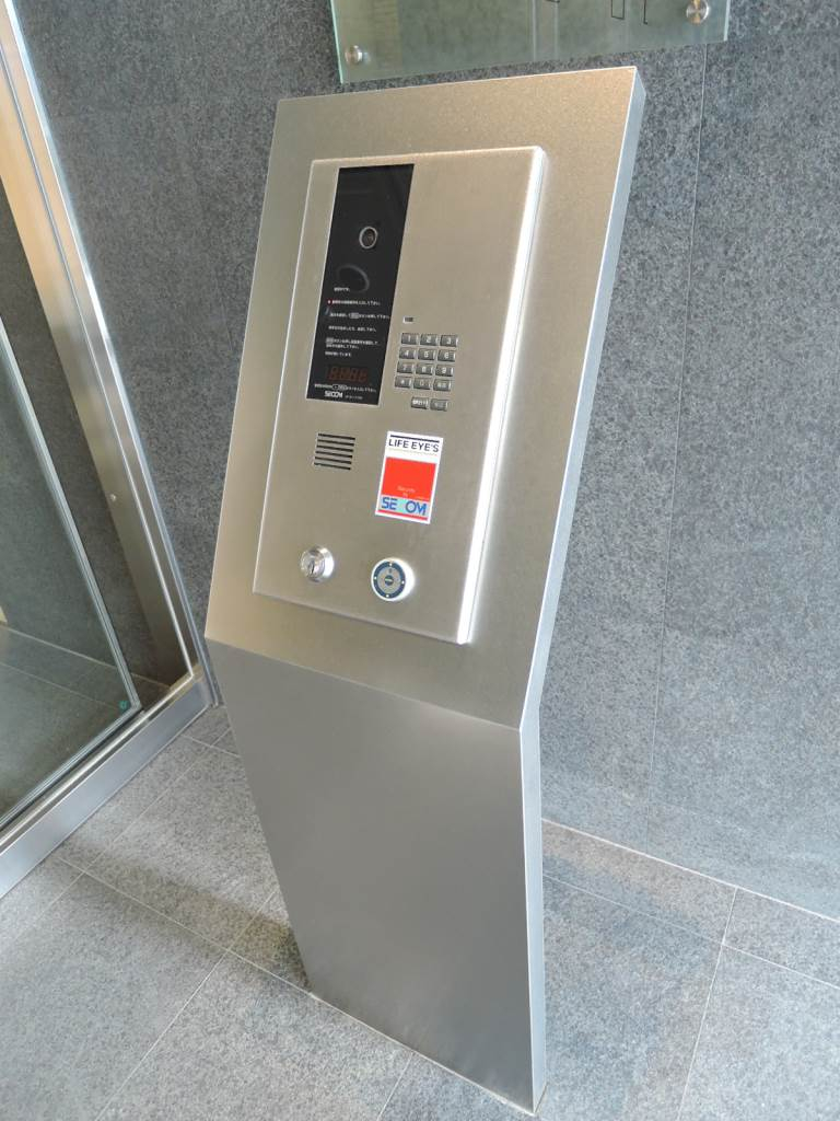 タッチレスキー採用のオートロック