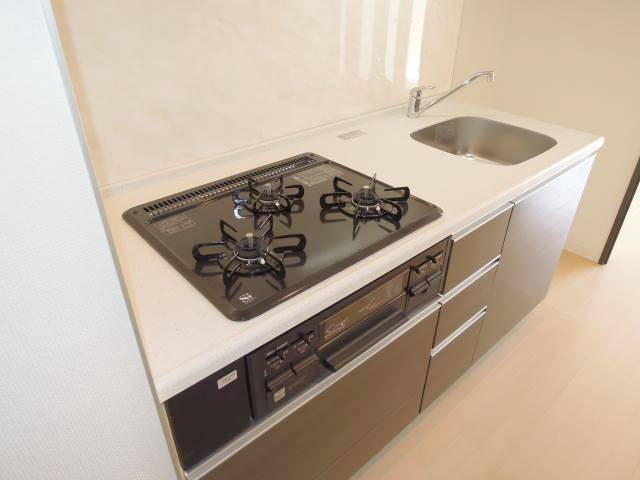 グリル付３口コンロシステムキッチン