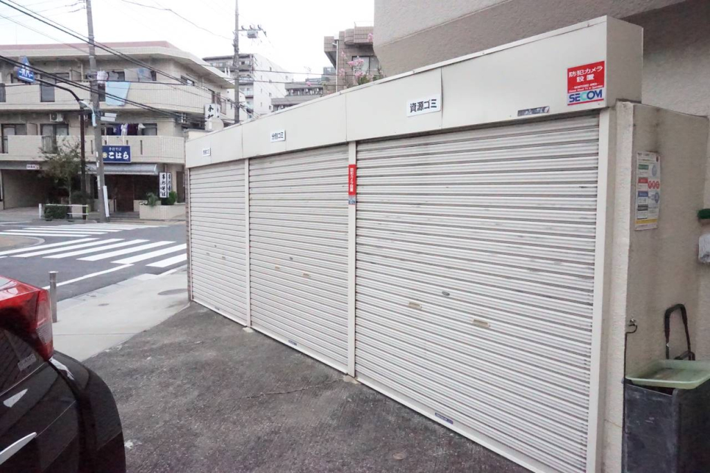ゴミ置き場