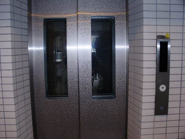 エレベーター