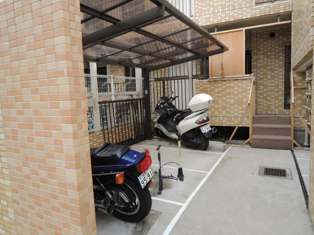 バイク置き場