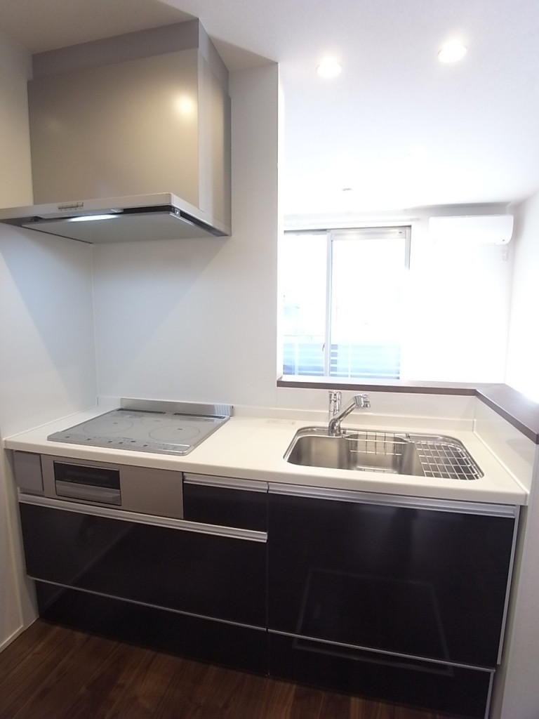 大型収納のオープンカウンターキッチン！