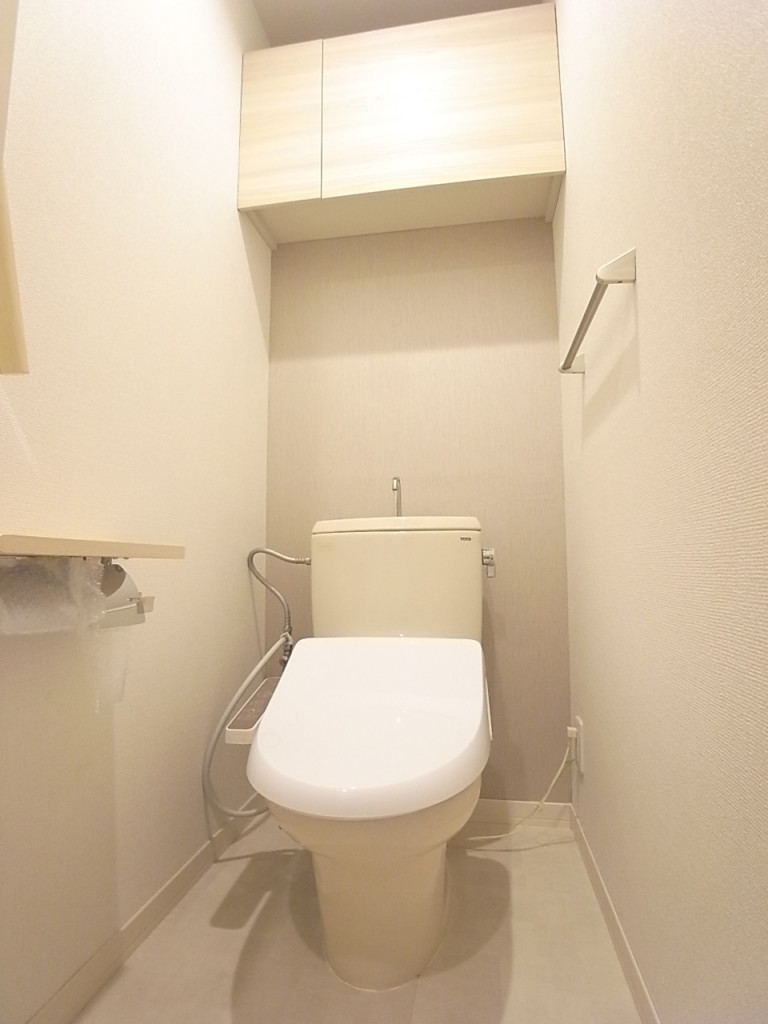 温水洗浄便座付きのトイレ！