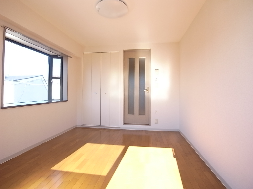 お部屋の奥までしっかり日差しが届く！